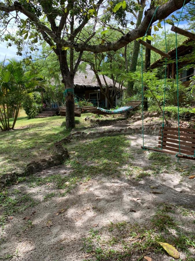 Отель Refugio Do Corsario-Imbassai-Ba Экстерьер фото